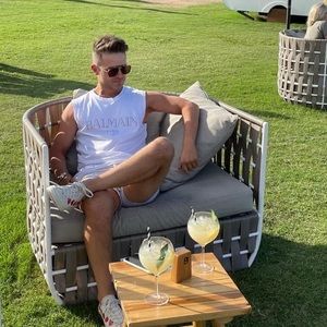 Meet your Posher, Alex